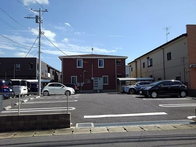 サンガーデンⅡの駐車場