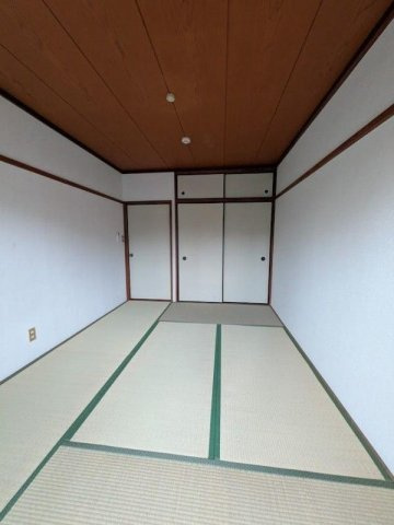 カウリーコートのその他