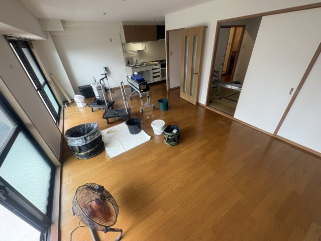 ティーズ緑地のロビー