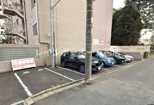 【仲介手数料：50％OFF】対象物件！の駐車場|駐車場に車を止められます
