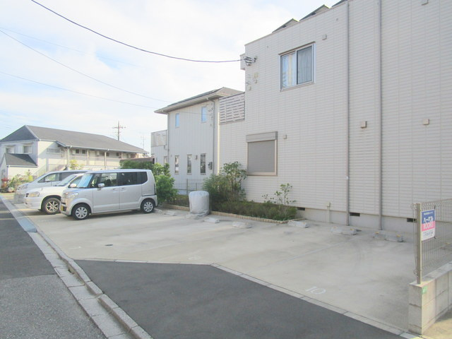 フラワーメゾンの駐車場|★駐車場★