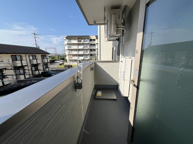 フジパレス春木駅北２番館のバルコニー