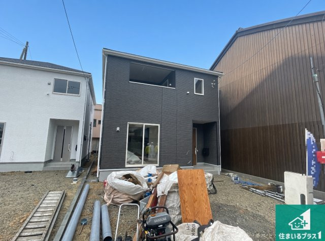 加東市社　第22期　新築一戸建ての外観|周辺は落ち着いた街並みの住宅地！子育てがしやすい住環境です！まだ未完成ですが、現地でしかわからない事もございます。是非一度ご覧ください。
