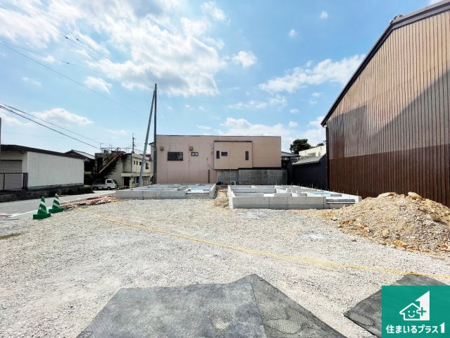 加東市社　第22期　新築一戸建ての外観|周辺は落ち着いた街並みの住宅地！子育てがしやすい住環境です！まだ未完成ですが、現地でしかわからない事もございます。是非一度ご覧ください。