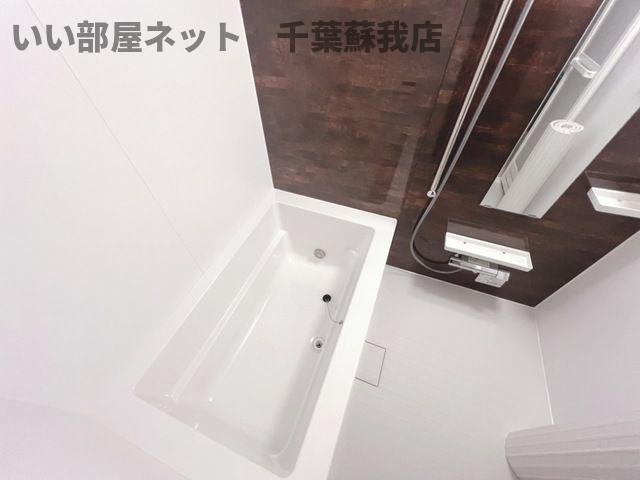 サンライズ・ガーデンⅢの浴室|日々の疲れを癒すお風呂付です