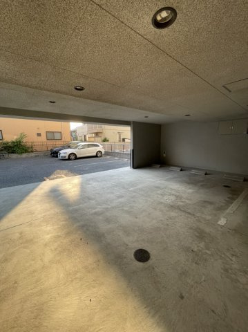 リアライズ高畑　名古屋市賃貸　仲介手数料無料の駐車場