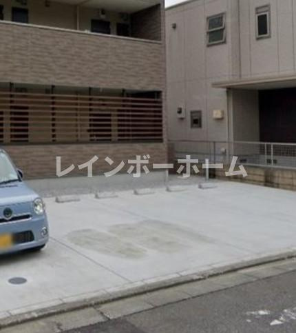 リコルテ　霞ヶ丘の駐車場