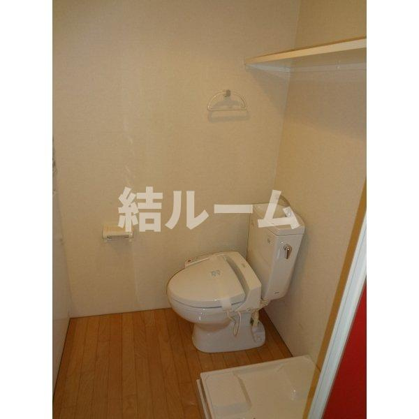 練馬区春日町１丁目の賃貸マンションのトイレ