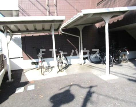 サザンクロスハイムの駐車場