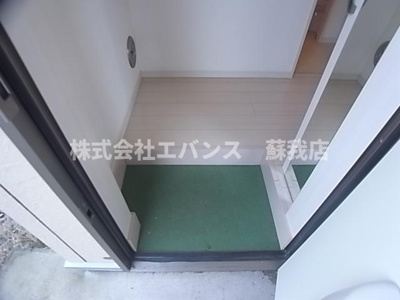 【玄関】 | ファミリエールエム本千葉