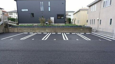 【駐車場】 | パインズガレージ