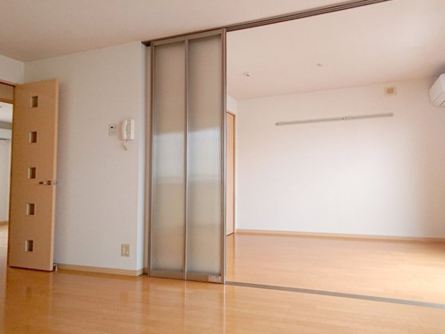【居間・リビング】 | フラワーメゾン　Ａ棟Ｂ棟