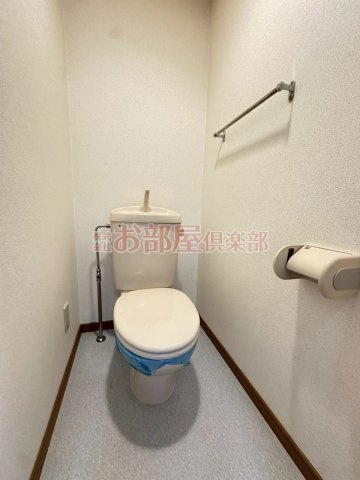 ペルレパークＢのトイレ|清潔感のあるトイレです