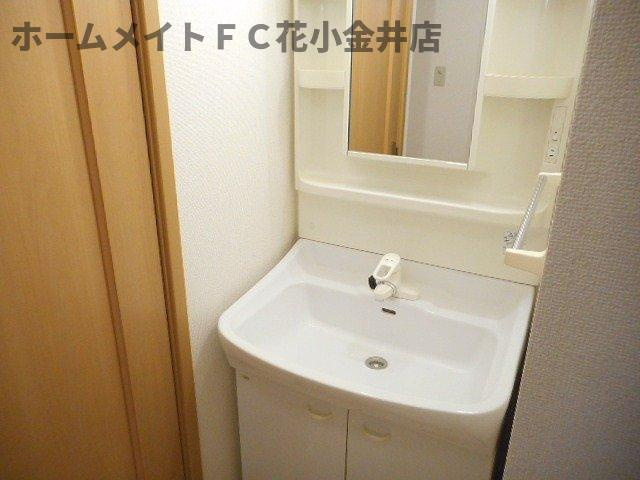 【洗面所】 | ル・シエルＢ | 明るい洗面所です