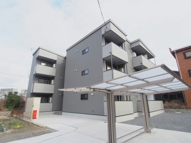 セブンプロート坂西の外観