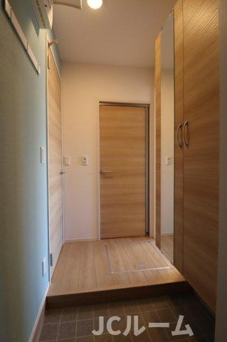 シャインピークス大和 Aの玄関
