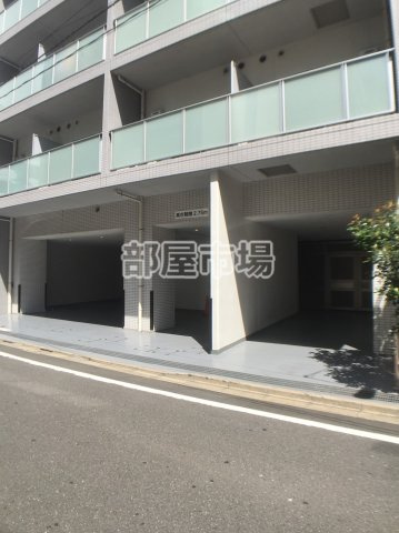 Bell Vue 浅草橋の駐車場