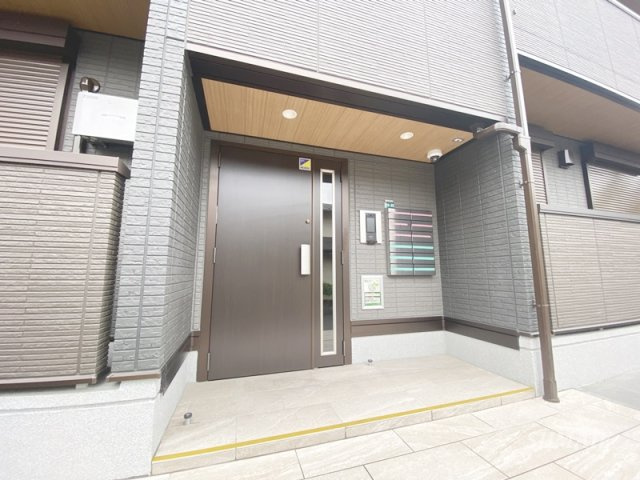 Noble raffiner 元町のエントランス|落ち着いたエントランスです☆