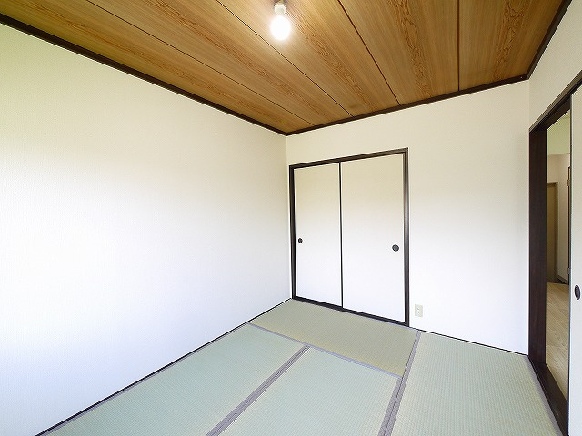 坂本ハイツの和室