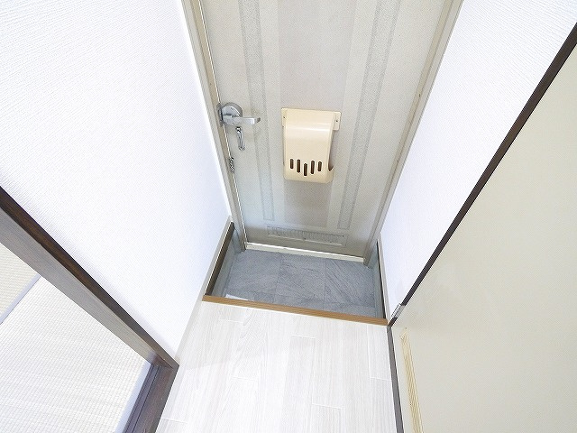 坂本ハイツの玄関
