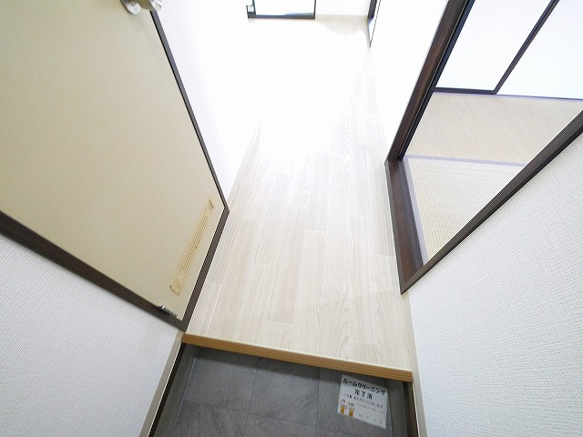 坂本ハイツの玄関