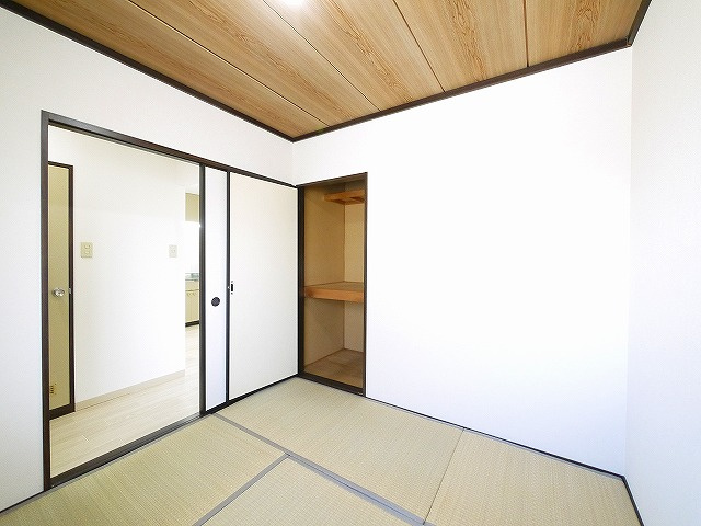 坂本ハイツの和室