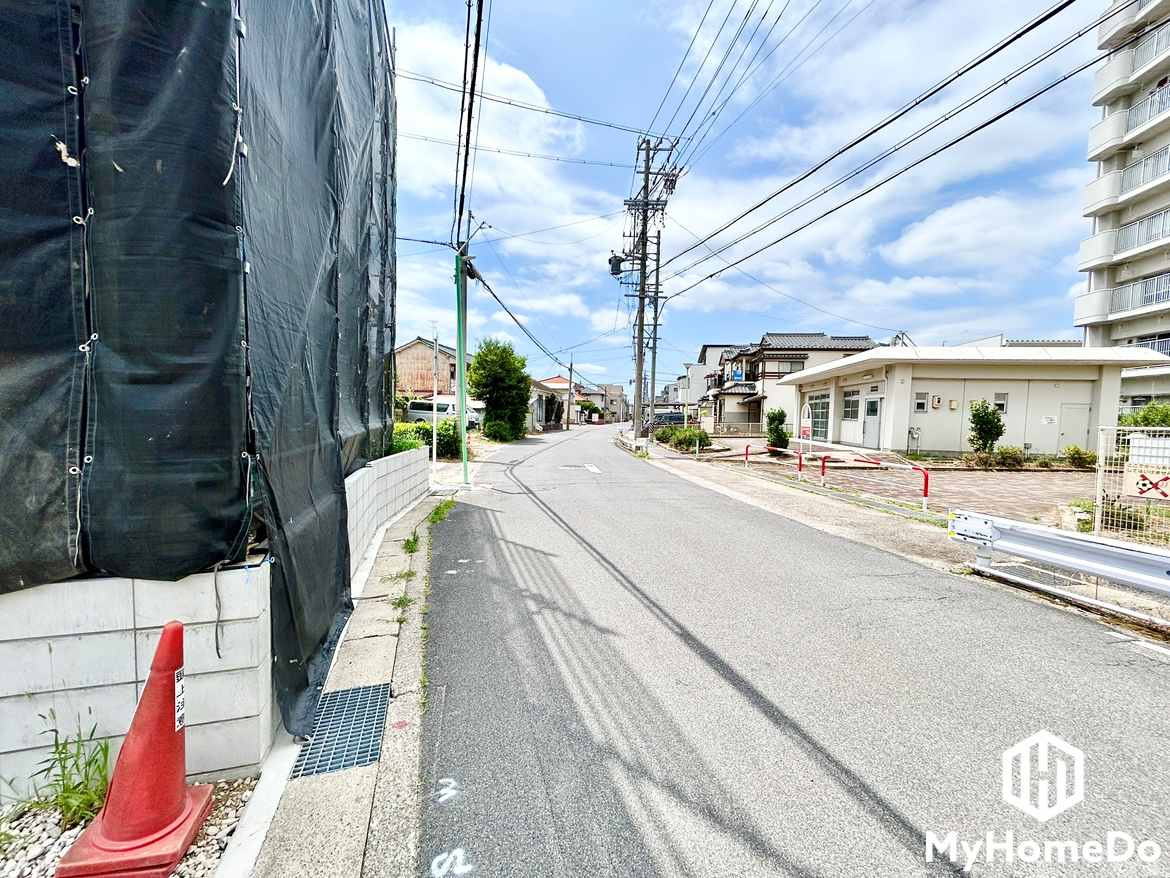 守山区瀬古東3丁目の前面道路含む現地写真