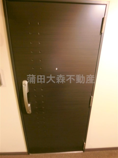 プレールドゥーク大森Ⅱの玄関