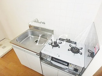 【キッチン】 | フローラルハイツ | キッチンです。