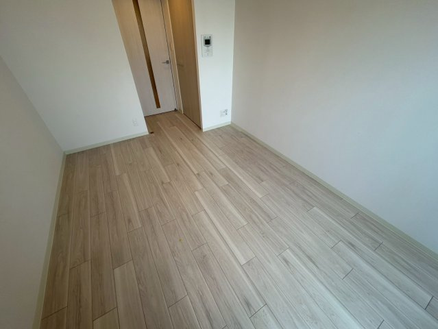 スプランディッド難波WESTの洋室