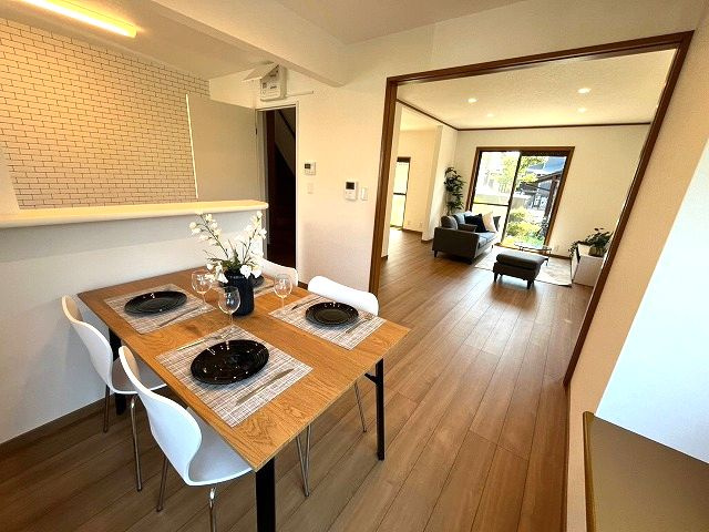 【居間・リビング】 | 筑紫野市光が丘4丁目戸建