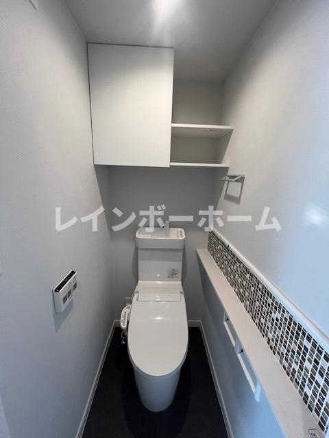 クードゥシヤンのトイレ