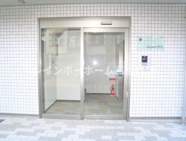 エクシードKSのエントランス