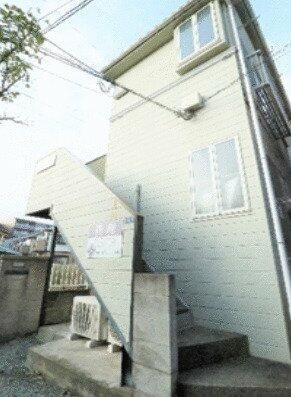 横浜市南区大岡２丁目のアパートの外観