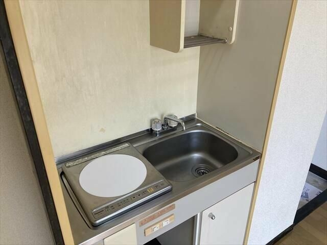 横浜市南区大岡２丁目のアパートのキッチン
