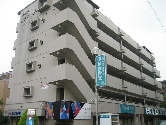 ハイツリヴァ・スターの外観