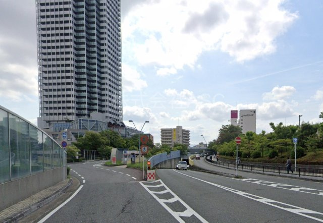 メロード吹田二番館の周辺