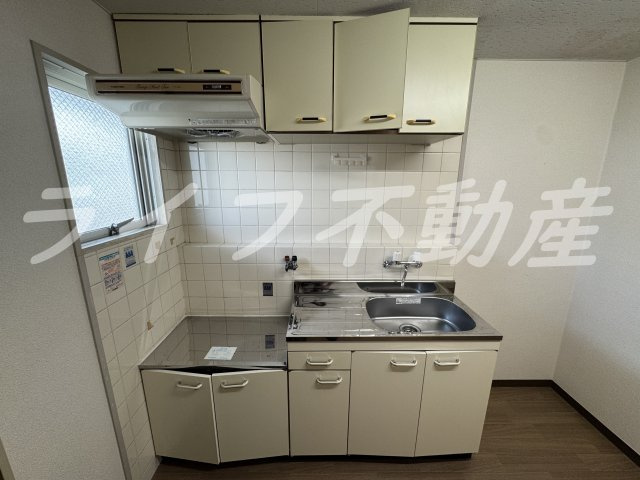 エクセル花園のキッチン|コンパクトなキッチンで掃除もラクラク