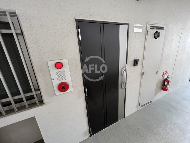 ノーブル関目の玄関|ノーブル関目　玄関