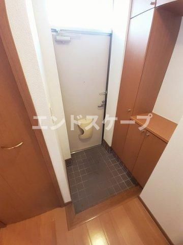メゾンリファインＭの玄関|高崎、前橋のお部屋探しはエンドスケープまで！お客様の理想お聞かせ下さい♪