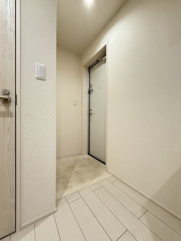 フジパレス我孫子西Ⅲ番館の玄関