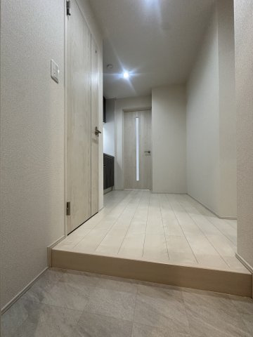 フジパレス我孫子西Ⅲ番館の玄関