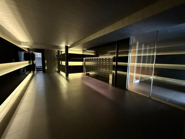 ＡＸＡＳＨＹ’ｓ板橋区役所前のロビー