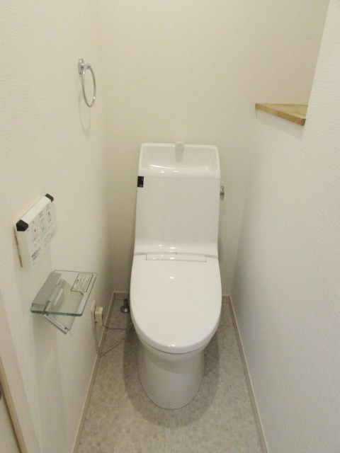 ラ・フォルム宝塚湯本町のトイレ
