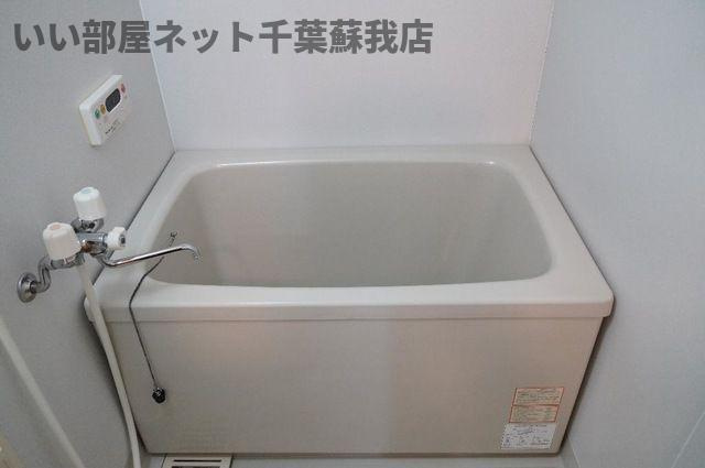 ファインパレスの浴室|日々の疲れを癒すお風呂付です