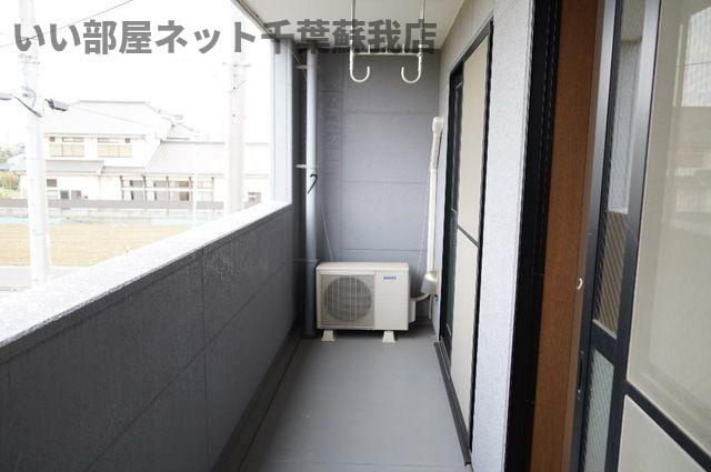 ファインパレスのバルコニー|お洗濯にも便利なバルコニー付き