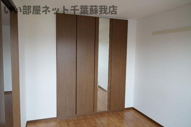 ファインパレスの洋室|明るい洋室です