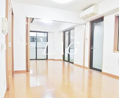 【居間・リビング】 | シャルム大和 | 洋室のお部屋です。