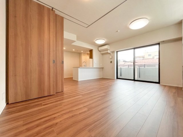 ドレッセ世田谷下馬の居間・リビング|ゆったりとした居間です