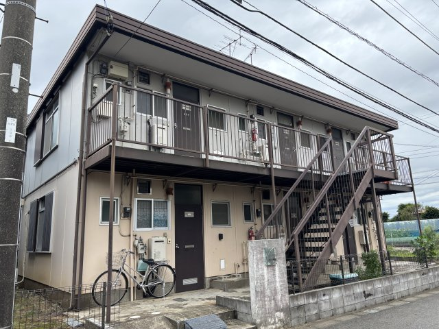 サンハイツ高根公団の外観